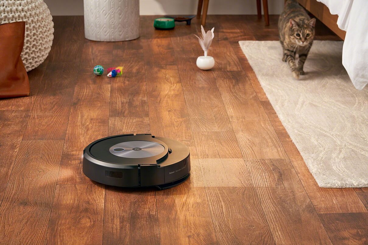 iRobot_Roomba Combo j7+_Hardwood Floor