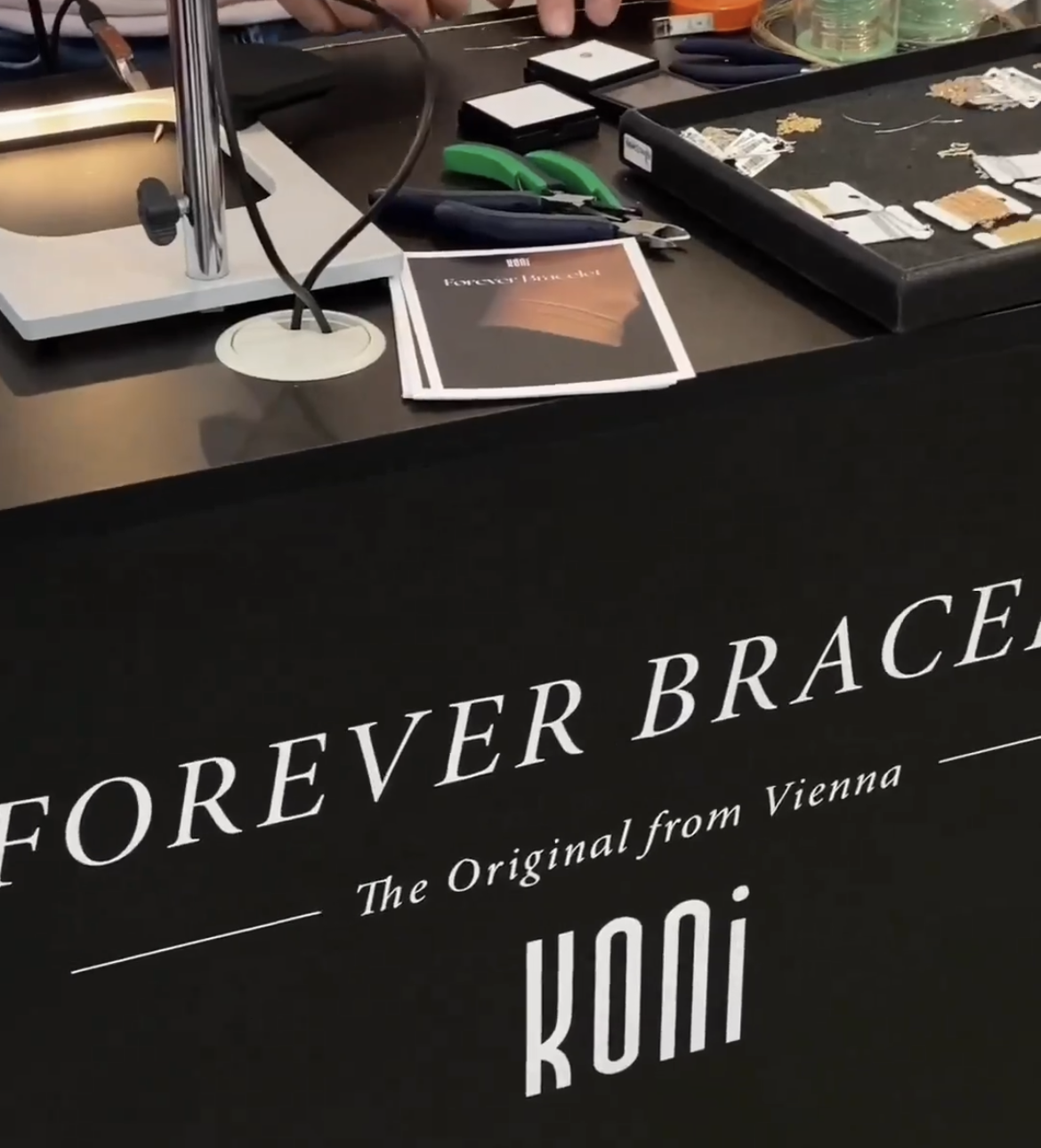 KONI_Forever Bracelet Event