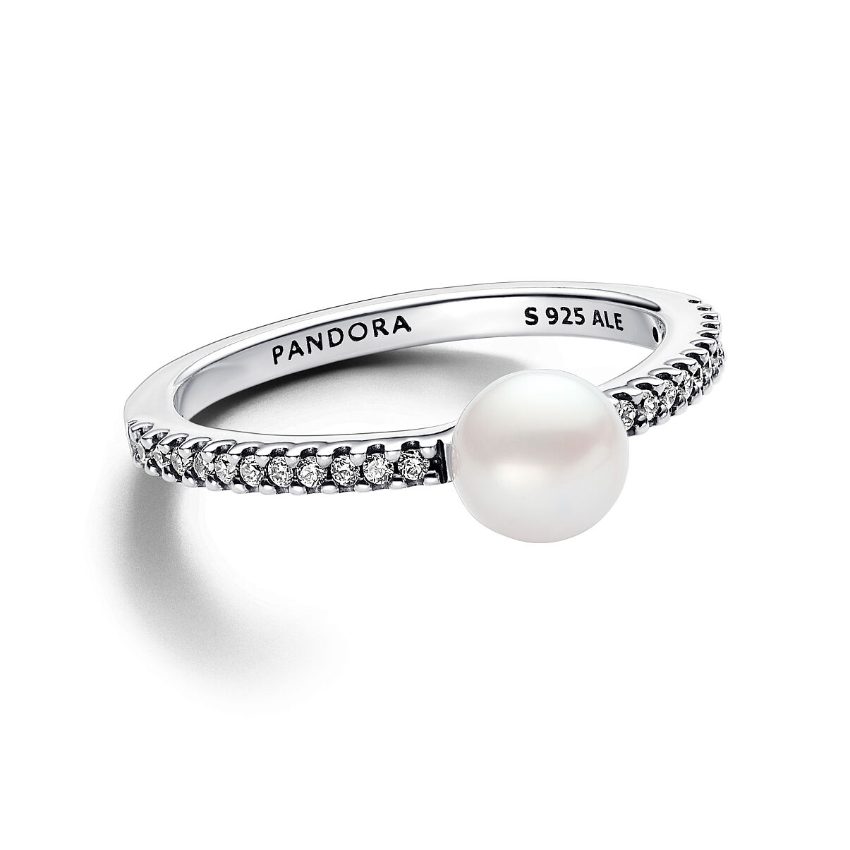Pandora_Ring_Sterling Silver_Freshwater Pearls_Cubic Zirconia_193158C01_79,00 Euro (3)